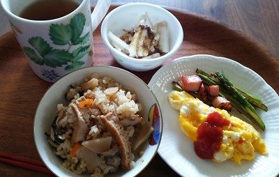 b170512朝食筍ご飯jpg