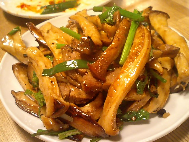 エリンギとチャーシューのオイスターソース炒め