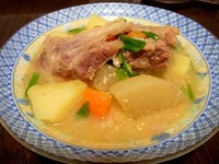 1303 豚軟骨と根菜の煮込み A