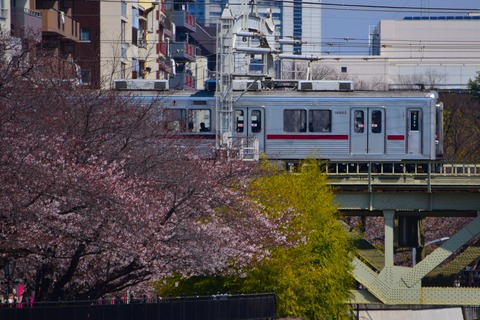 04041122_02