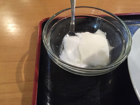 エビ入り五目あんかけご飯・杏仁豆腐