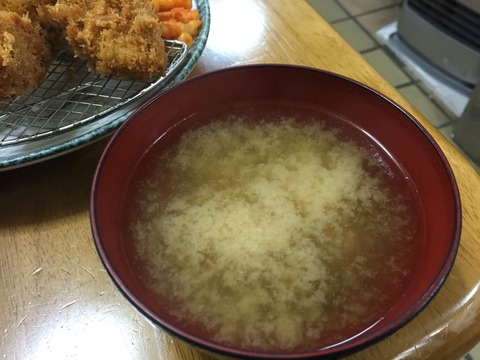 牡蠣フライ・味噌汁
