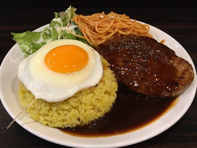 新橋バーグのトルコライス