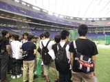 IMGP4421★ベンチ前で見学