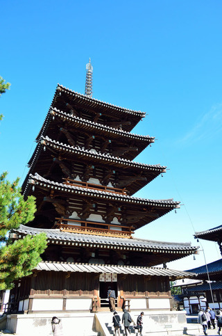 法隆寺 五重塔 : あおによし