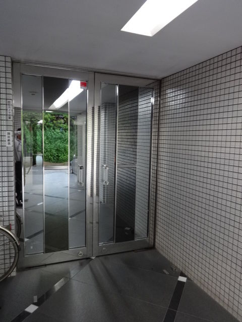 ベルエールカトー エントランス (1)