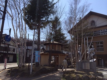 2014-04-09-12-03-19