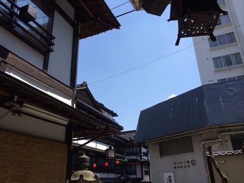 2014-04-23-11-54-16