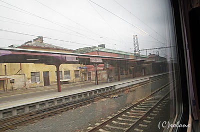 EC77車窓1、チェコのとある駅