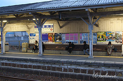 JR西日本・高野口駅の待合所
