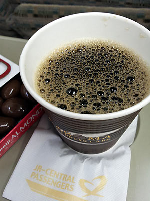 JR東海、特急南紀の車内で買ったホットコーヒー