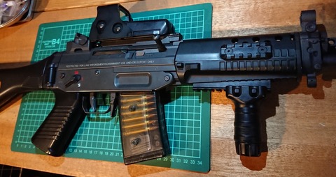 絶版品 東京マルイ　SIG551とSIG552 Amazon | □フルセット□ スタンダード電動ガン SIG552 シールズ