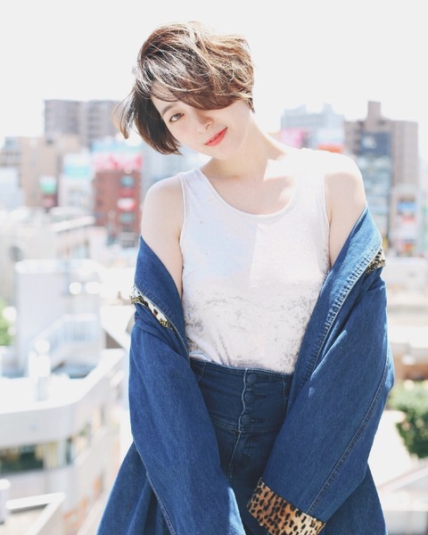 B07E3554-CB73-4B1B-A673-413604249359