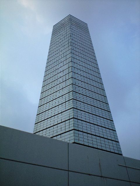 17859515_865389722