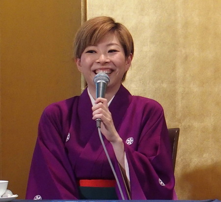 真麻里都