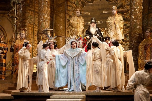s_TURANDOT_Guleghina_scene_1893