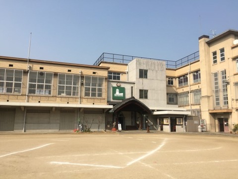 小学校全体図