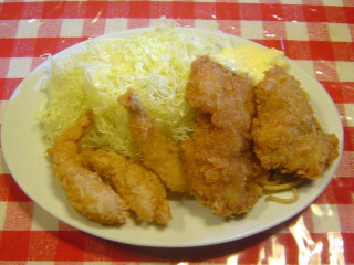 エビフライとチキンカツ