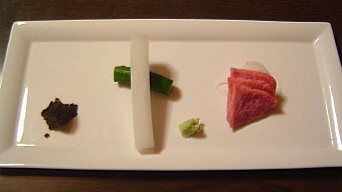 牛のお刺身と肉味噌
