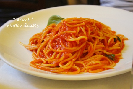 トマトパスタ