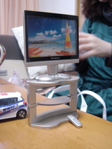 液晶テレビ
