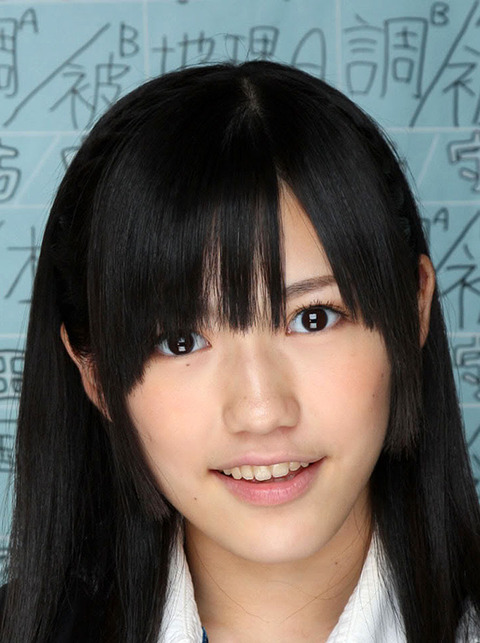 渡辺麻友(まゆゆ)似が涙目で犯されているwwwwメタボ親父のザーメンを大量顔射!中学生だったら間違いなく抜ける画像!