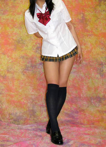 エッチな女の子の制服のエロ画像130423_01