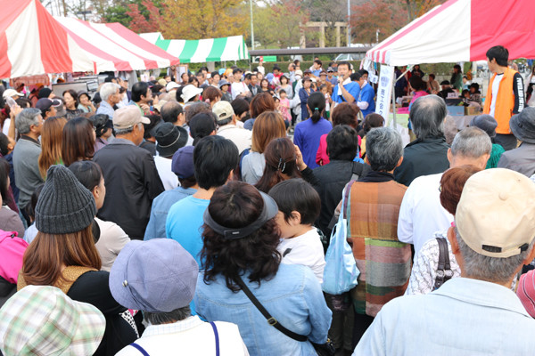 わしのみやコスモスフェスタ2014 商工会抽選会