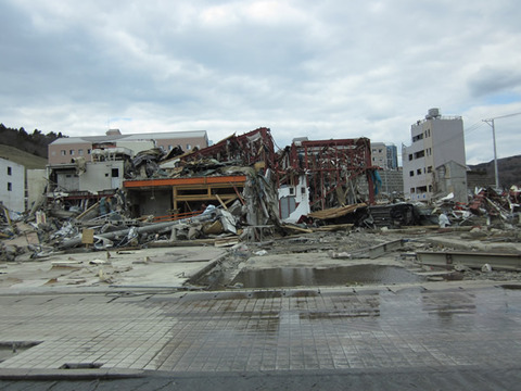 宮城県女川震災被害画像(11年4月3日)06