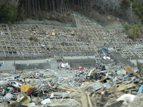 宮城県女川震災被害画像(11年4月3日)04
