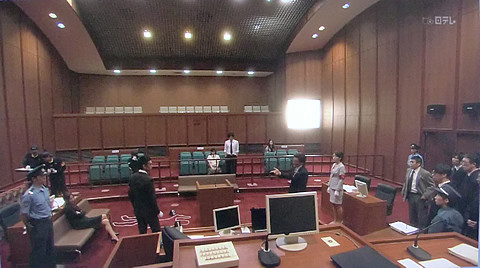 議場(裁判所)シーン2