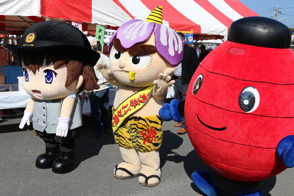 わしのみやコスモスフェスタ2014 着ぐるみーず