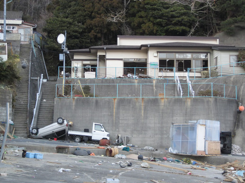 宮城県女川震災被害画像(11年4月3日)24