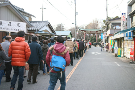 2014年1月3日の鷲宮神社初詣列2