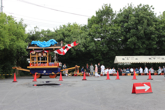 鷲宮の八坂祭(天王様) 山車準備中