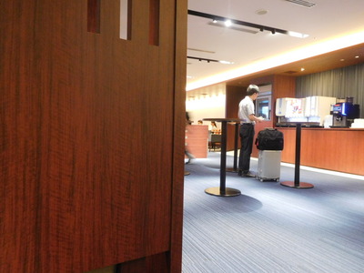 Osaka-airport-lounge
