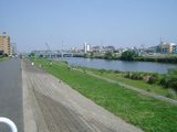 鶴見川