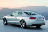 新型 アウディA5