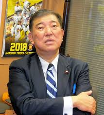 ダウンロード (7)