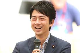 ダウンロード (2)