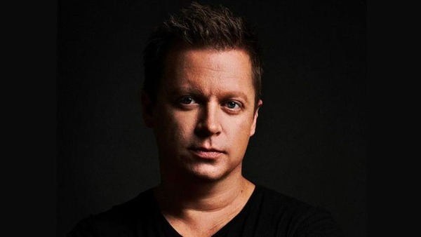 _106804717_adamskydj
