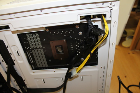PCケース裏側配線