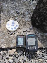 三角点で大気圧方式とGPS方式の高度計を比較