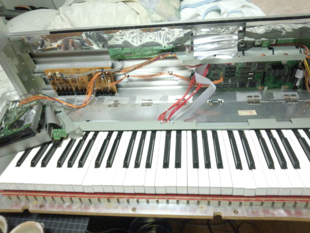 キーボードの中身開けてみた。。2