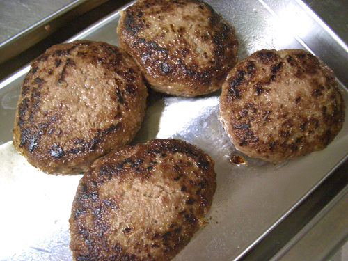 キノコの煮込みハンバーグ11