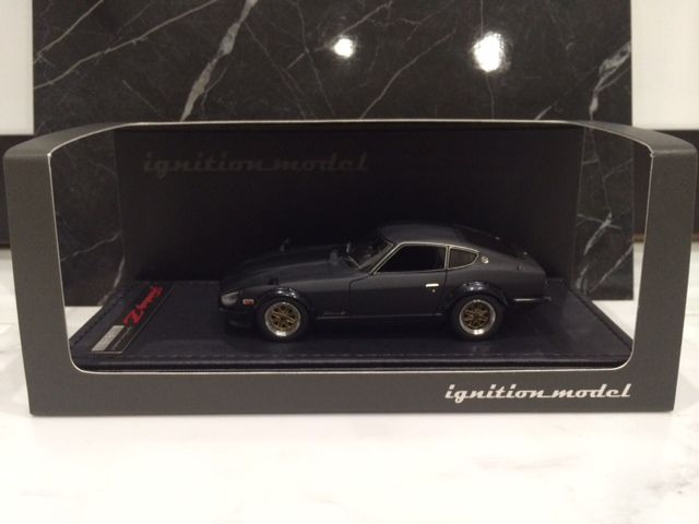 1/43 ignition model Nissan Fairlady Z (S30) matte Black 1/43 ignition model Nissan Fairlady Z (S30) matte Black