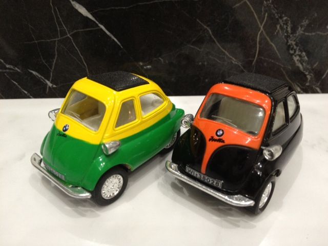 1/38 KINSMART BMW Isetta : FAIRLADY Z fan