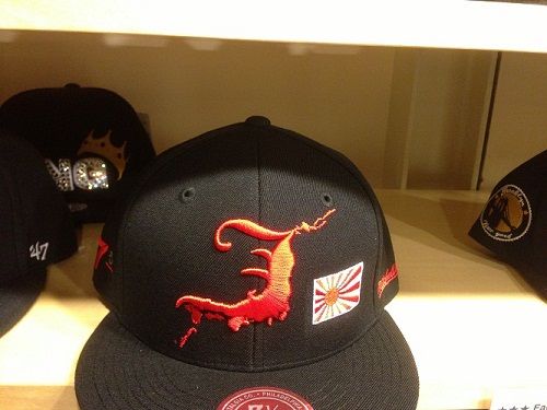 Kojoe × Mitchell and Ness コラボキャップに刺繍を入れたスイス