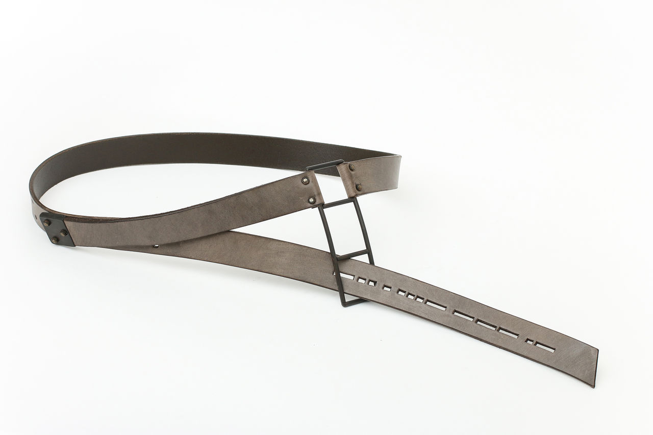 Devoa Leather Belt : FASCINATE STAFF BLOG