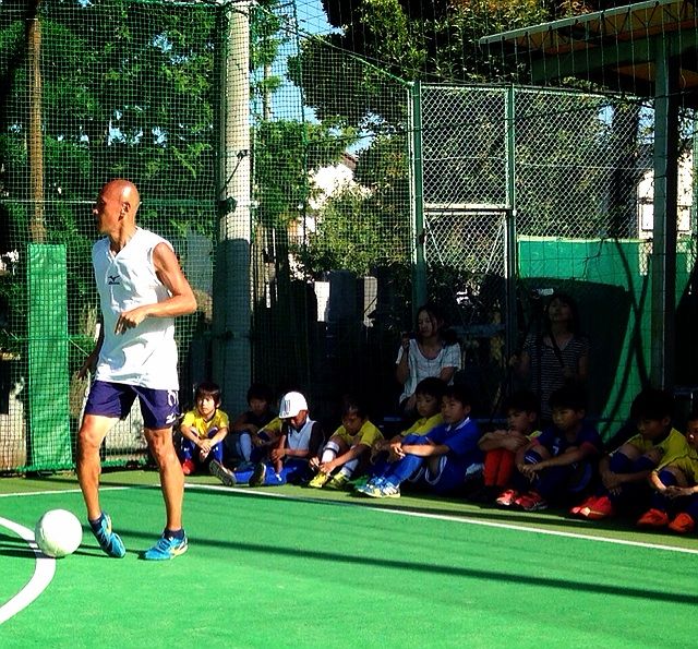 利き足の小指の感覚 : 檜垣裕志ひがきゆうしのサッカーが具体的に